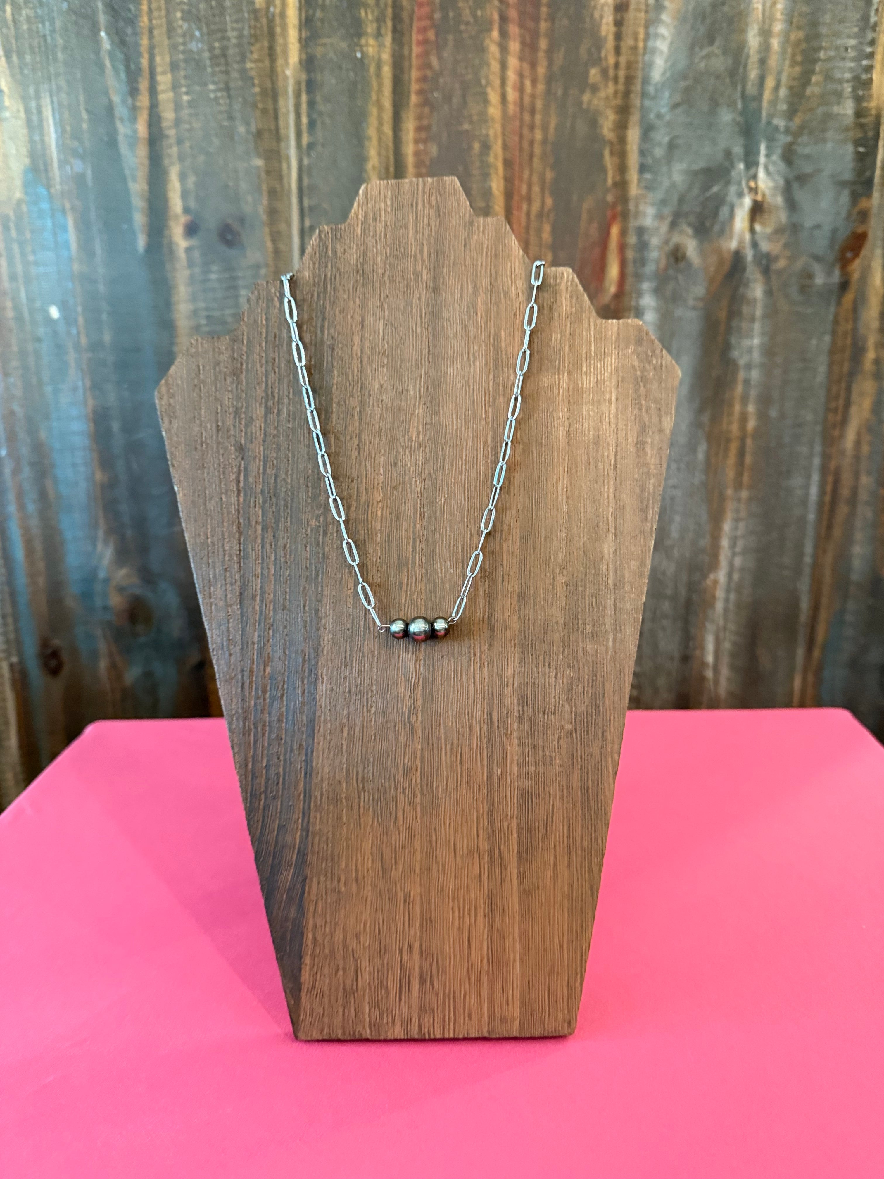 Paperclip chain Navajo pearl bar necklace